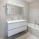 Cozy In With Harbor View Apartamento Ostende