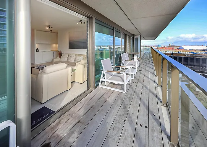 Cozy In With Harbor View